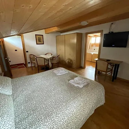 Ambassador Rooms In Bormio, Solo Camera Senza Colazione-3